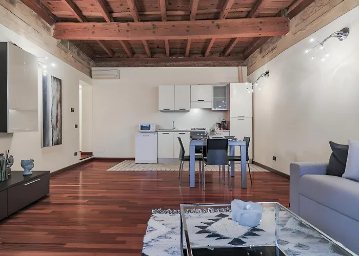 Charme View Of Piazza Trento - Trieste *