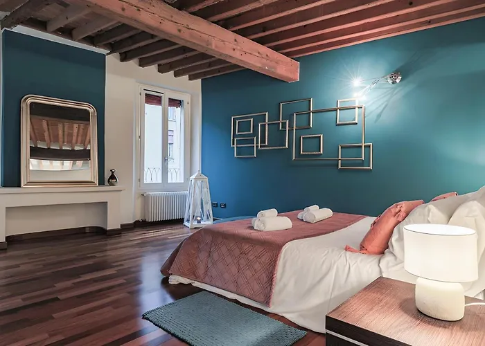 Charme View Of Piazza Trento - Trieste * Ferrara